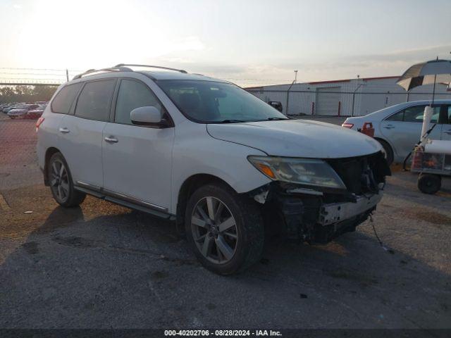  Salvage Nissan Pathfinder