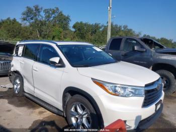  Salvage Toyota Highlander