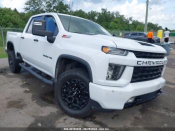  Salvage Chevrolet Silverado 2500