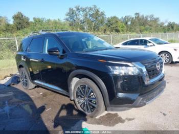  Salvage Nissan Pathfinder