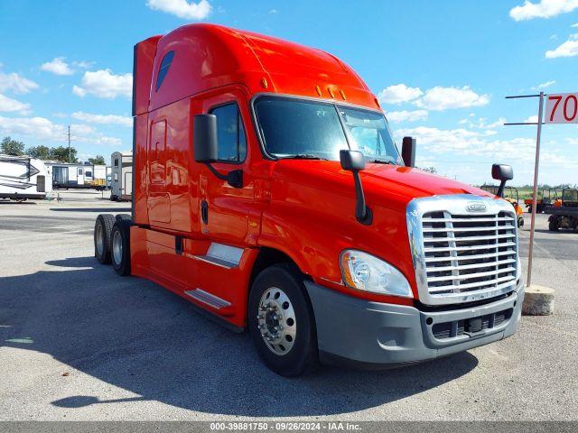  Salvage Freightliner Cascadia 125