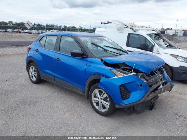  Salvage Nissan Kicks