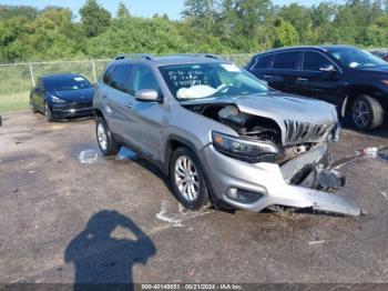  Salvage Jeep Cherokee