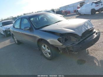  Salvage Ford Taurus