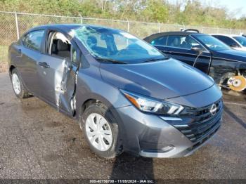  Salvage Nissan Versa