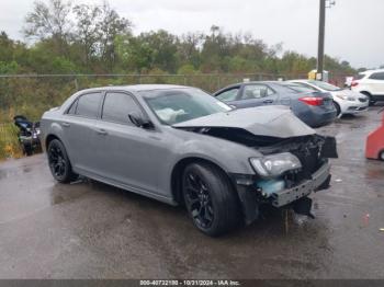  Salvage Chrysler 300