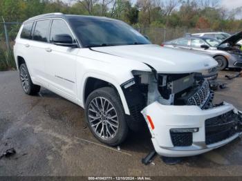  Salvage Jeep Grand Cherokee