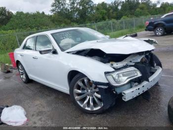  Salvage Chrysler 300