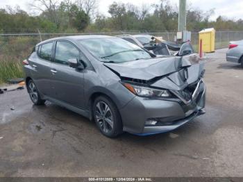  Salvage Nissan LEAF