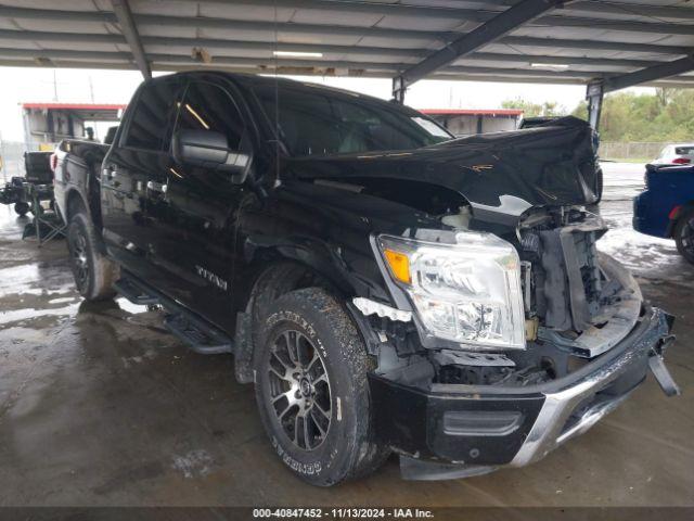  Salvage Nissan Titan