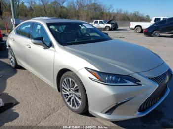  Salvage Lexus Es