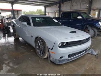  Salvage Dodge Challenger