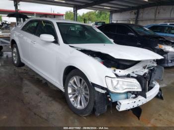  Salvage Chrysler 300