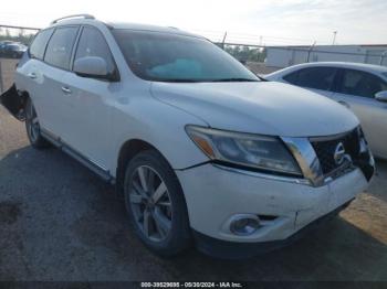  Salvage Nissan Pathfinder