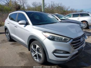  Salvage Hyundai TUCSON