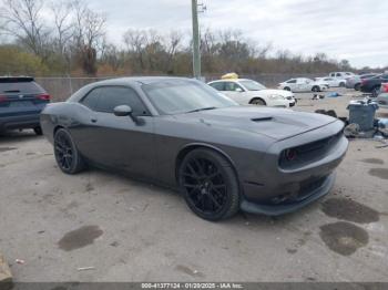  Salvage Dodge Challenger