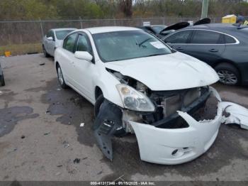  Salvage Nissan Altima