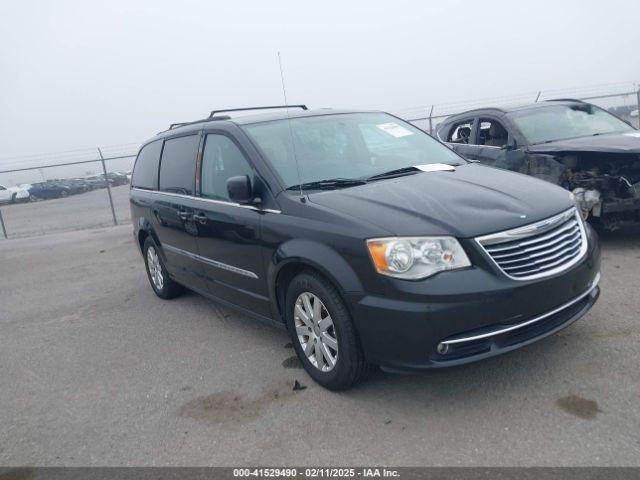  Salvage Chrysler Town & Country