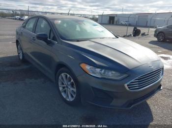  Salvage Ford Fusion