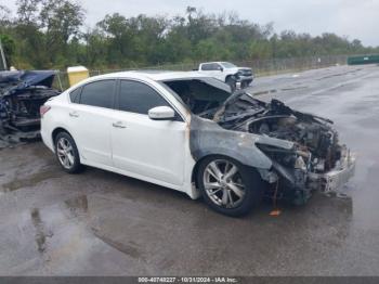  Salvage Nissan Altima