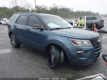  Salvage Ford Explorer