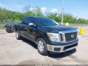  Salvage Nissan Titan