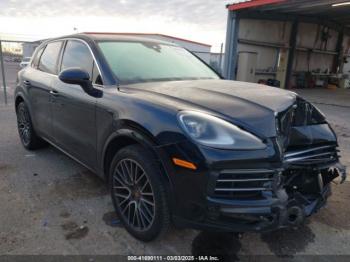  Salvage Porsche Cayenne
