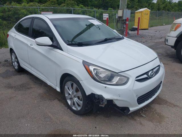  Salvage Hyundai ACCENT