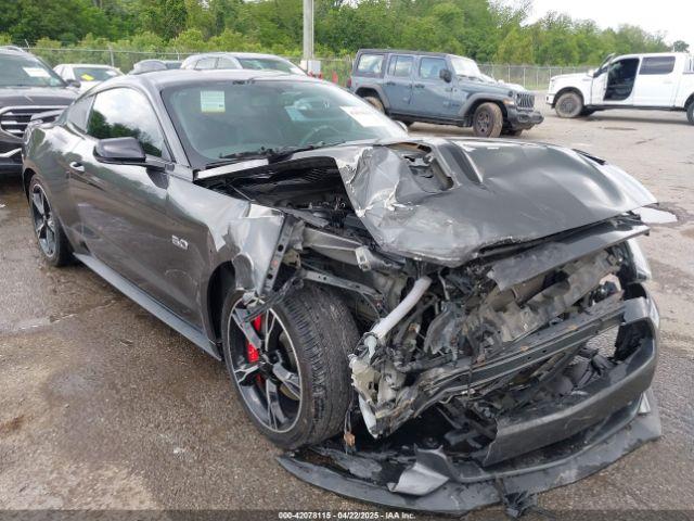  Salvage Ford Mustang