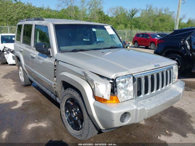  Salvage Jeep Commander