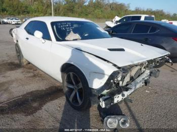  Salvage Dodge Challenger