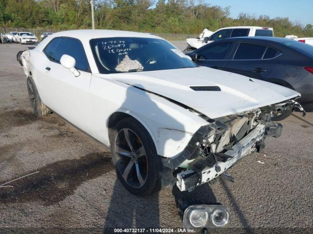  Salvage Dodge Challenger