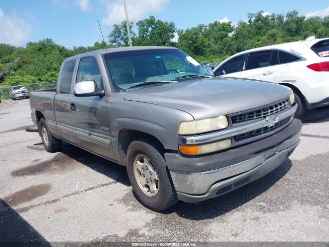  Salvage Chevrolet Silverado 1500