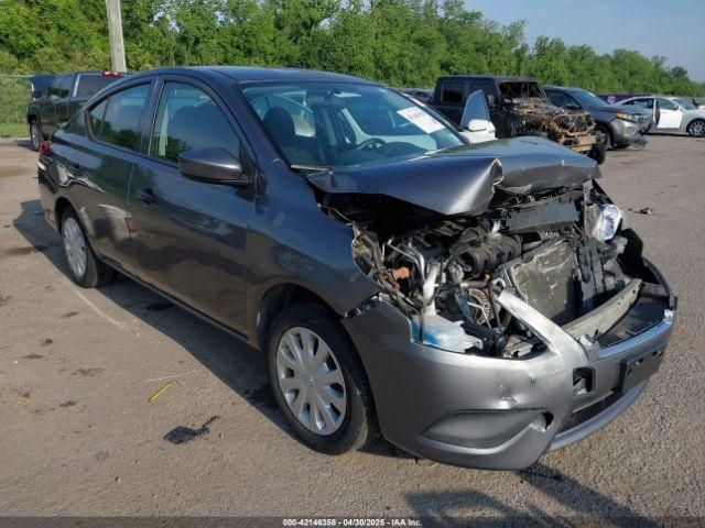  Salvage Nissan Versa