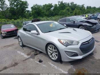  Salvage Hyundai Genesis