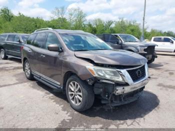  Salvage Nissan Pathfinder