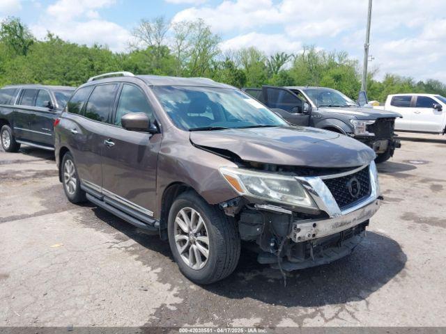  Salvage Nissan Pathfinder