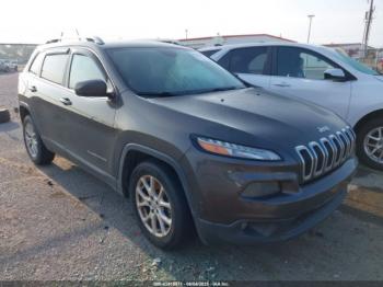  Salvage Jeep Cherokee