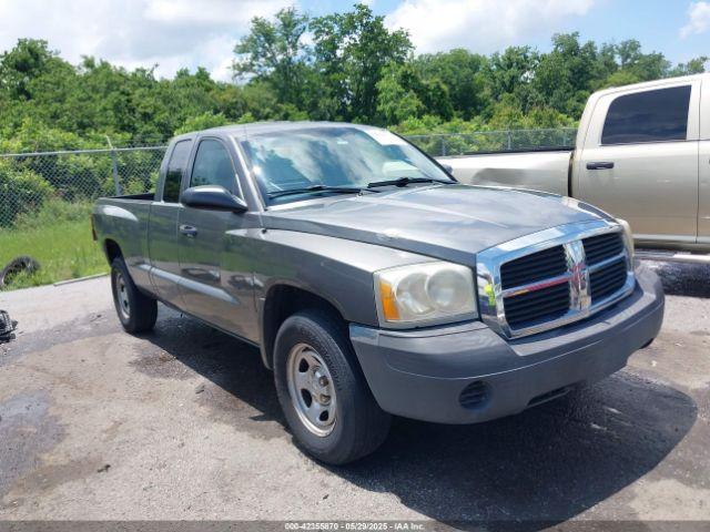  Salvage Dodge Dakota