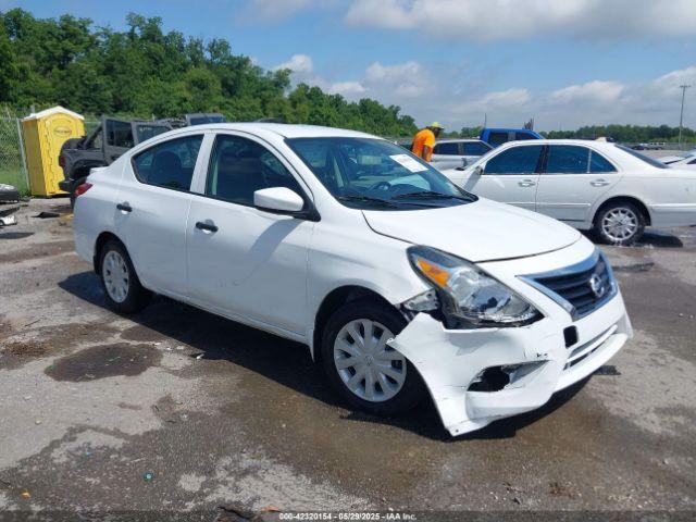  Salvage Nissan Versa