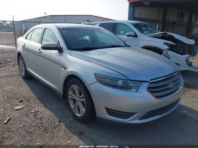  Salvage Ford Taurus