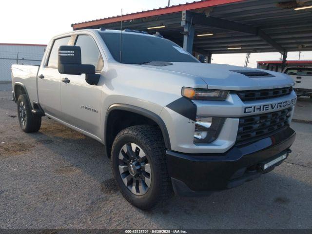  Salvage Chevrolet Silverado 2500