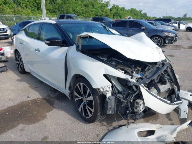  Salvage Nissan Maxima