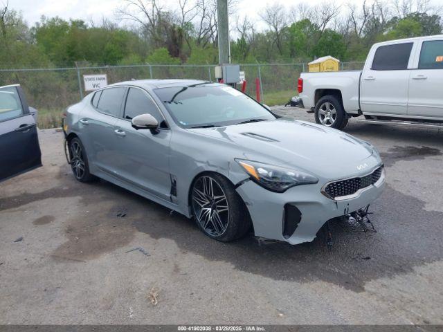  Salvage Kia Stinger