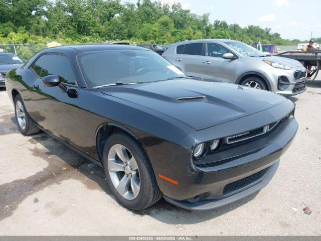  Salvage Dodge Challenger