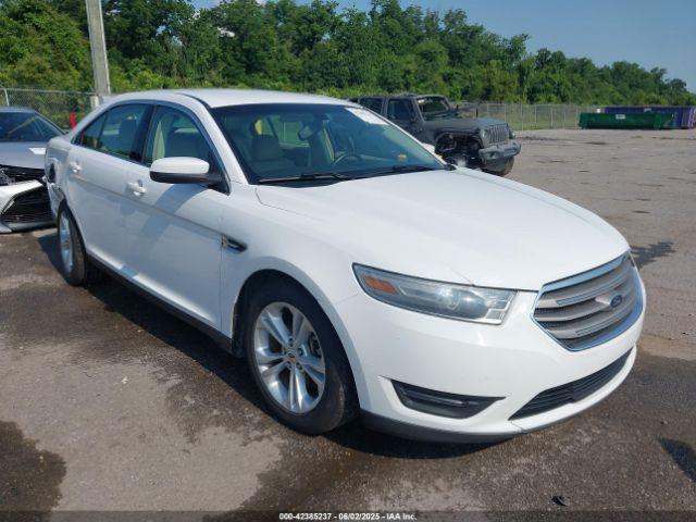  Salvage Ford Taurus