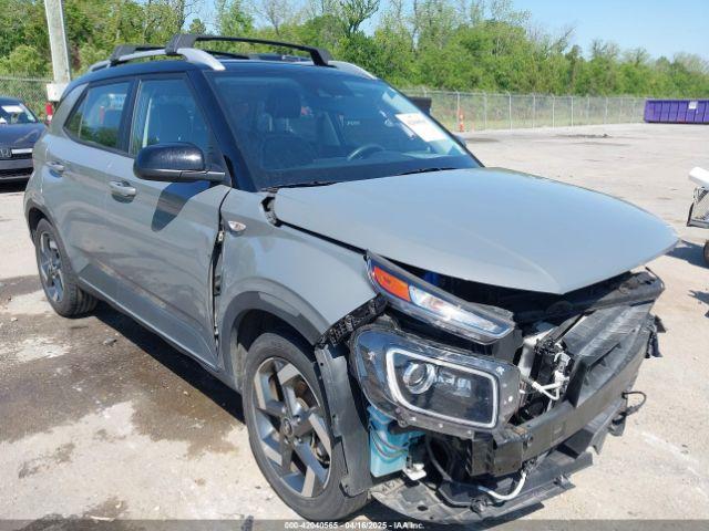  Salvage Hyundai VENUE