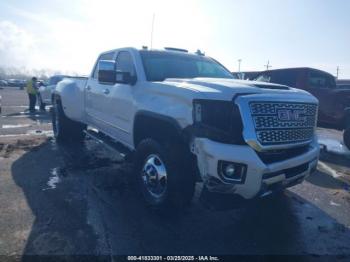  Salvage General Motors Sierra 3500HD
