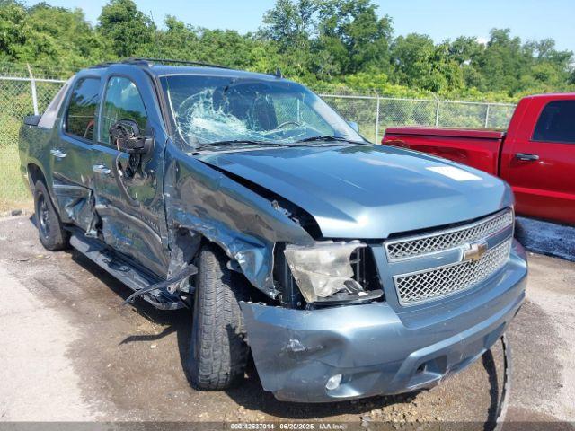  Salvage Chevrolet Avalanche 1500