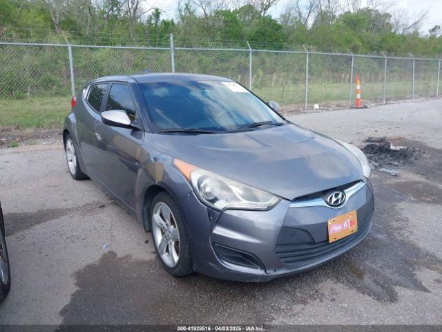  Salvage Hyundai VELOSTER
